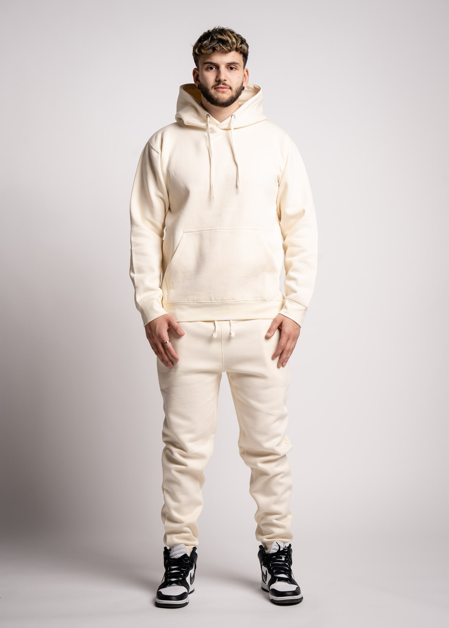 Heavy Blend Fleece Sweatsuit Off-white